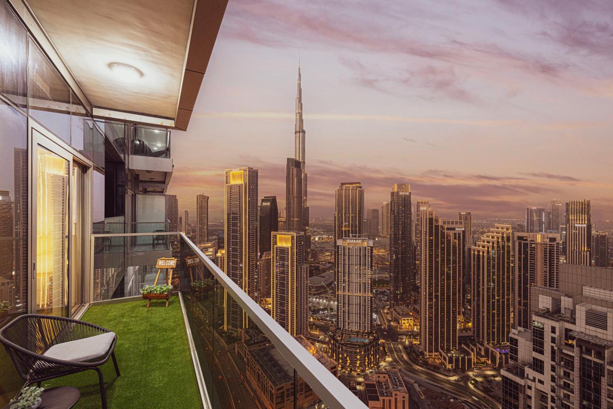 Apartamento Paramount Midtown, Infinity Pool, Burj Skyline Views Dubái Exterior foto