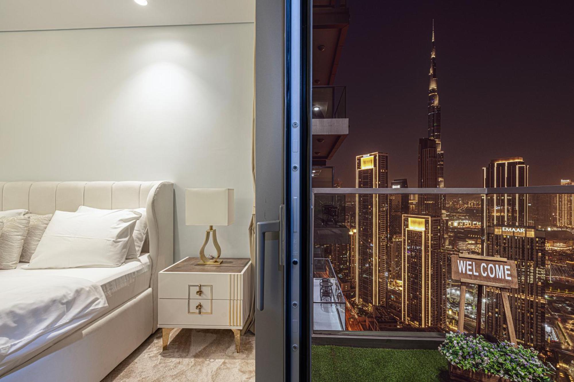 Apartamento Paramount Midtown, Infinity Pool, Burj Skyline Views Dubái Exterior foto